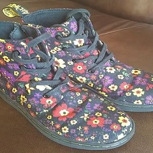 Dr Martens girls Laney floral 10 canvas boots